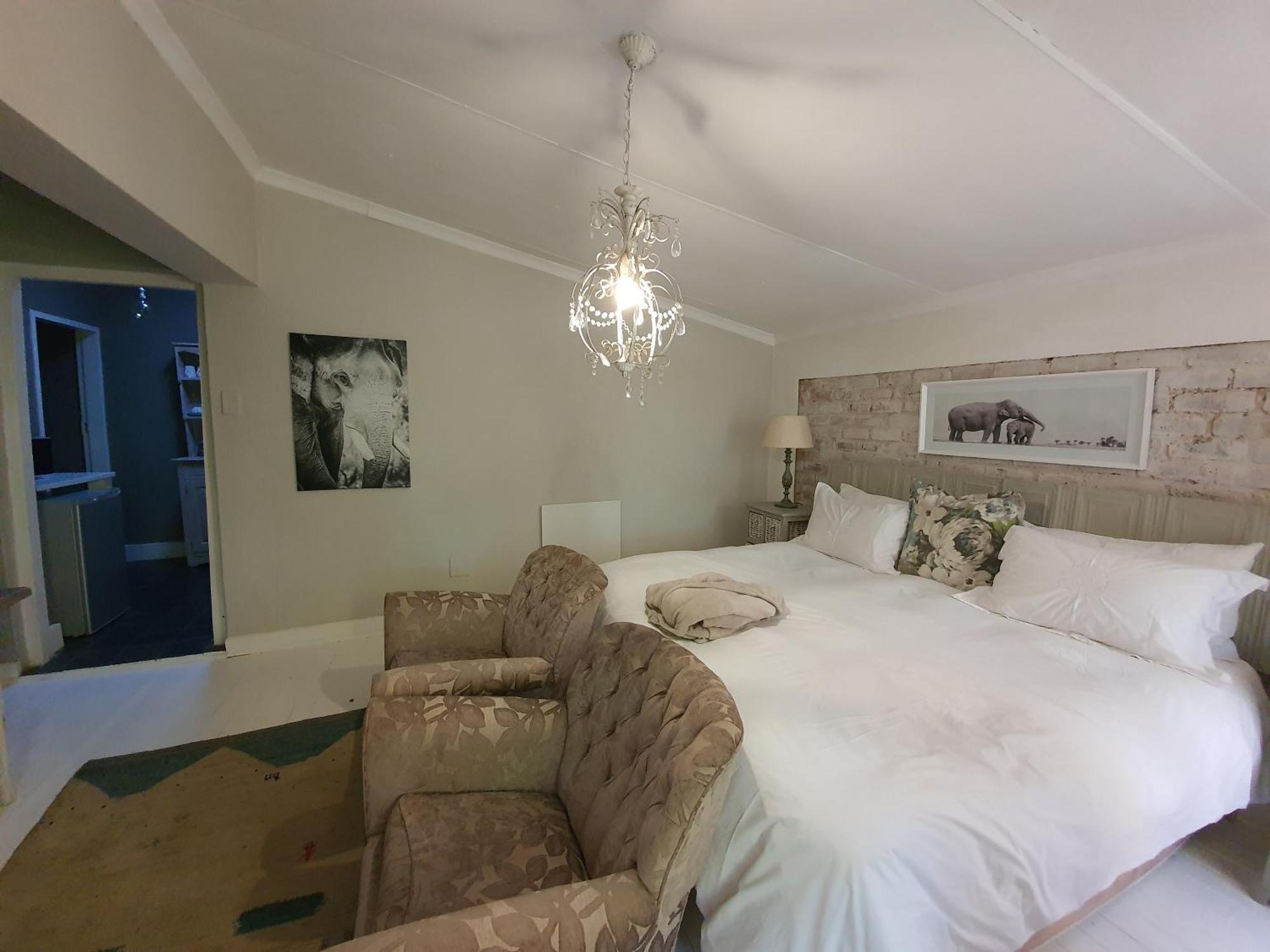 Waterhouse Guest Lodge In Muckleneuk Претория Номер фото